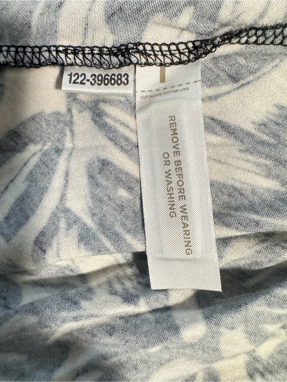 LOFT Fit and Flare Black & White Spaghetti Strap Dress Petite Size M, leaf print - Picture 10 of 13